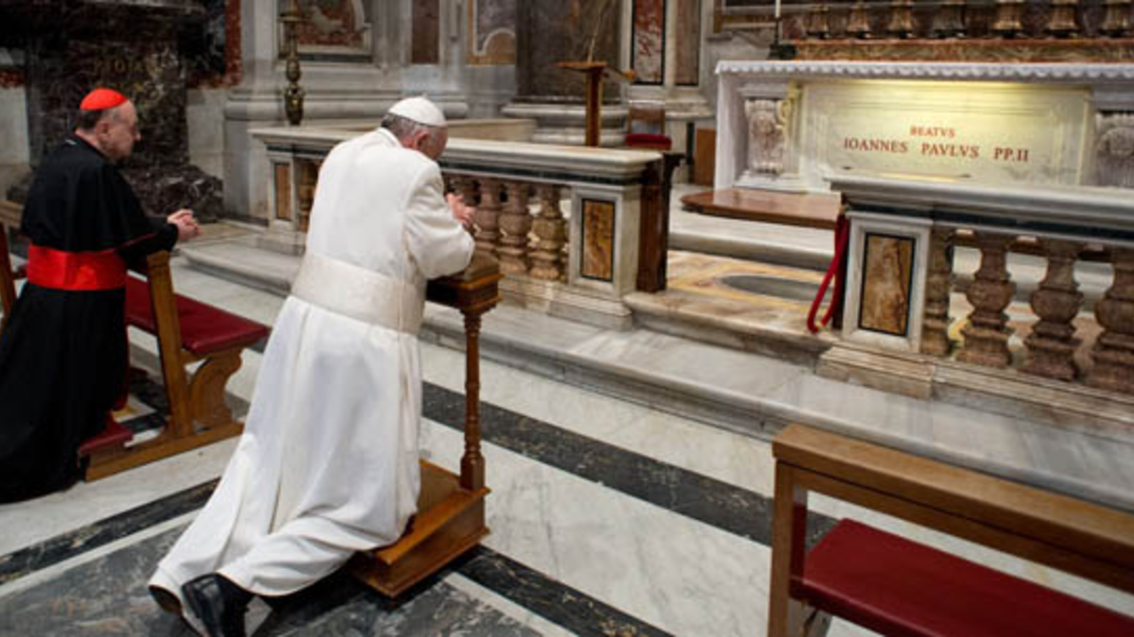 Papst Besuchte Grab Von Johannes Paul II