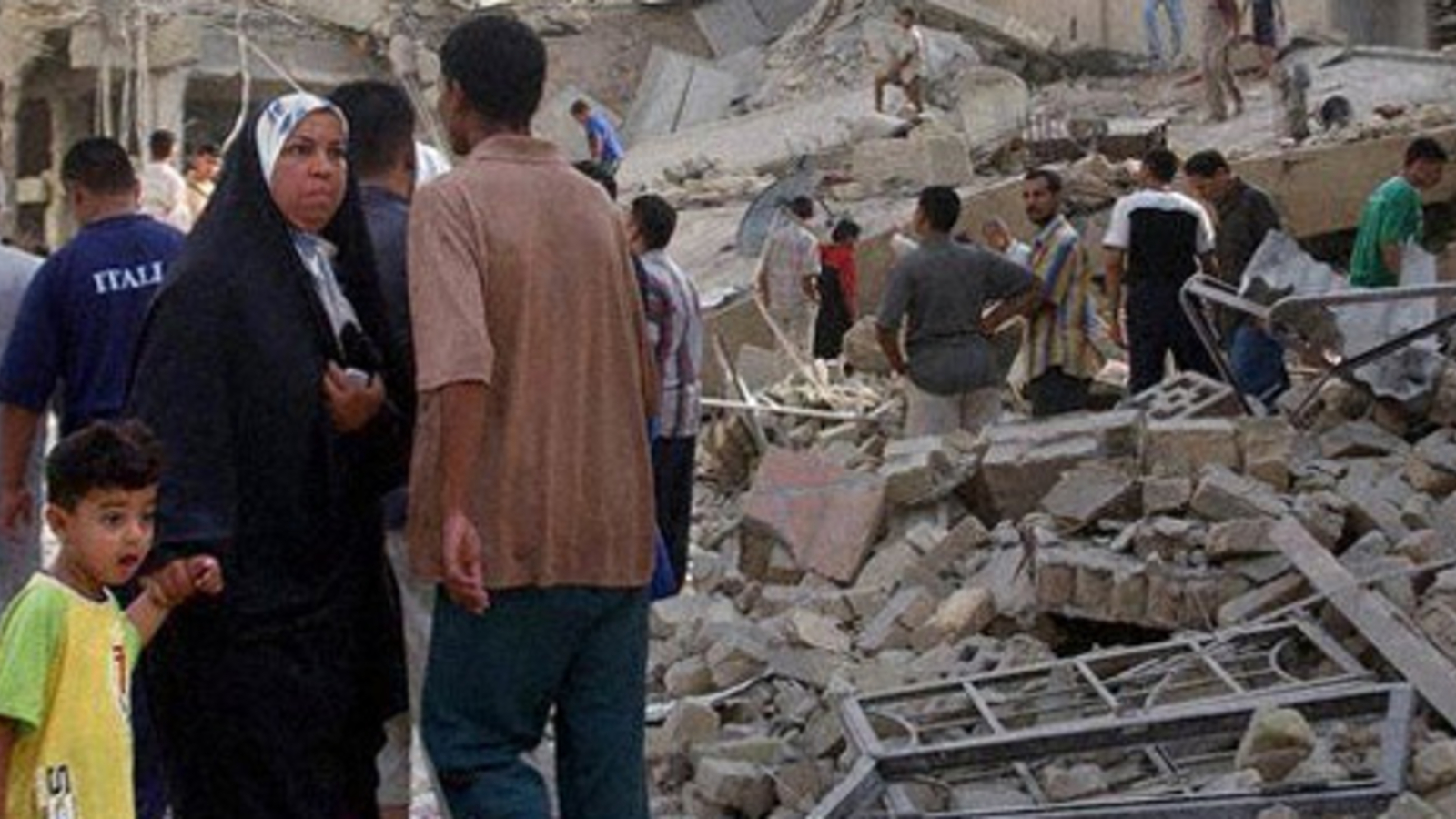 Attentäter reißt über 30 Menschen mit in den Tod