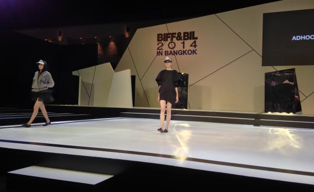 Thai Fashion Blog
