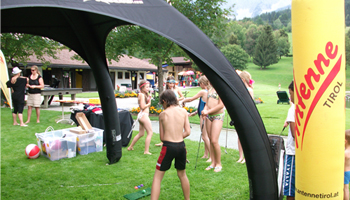 Die erste Station der Ferientour beim Badesee in Going