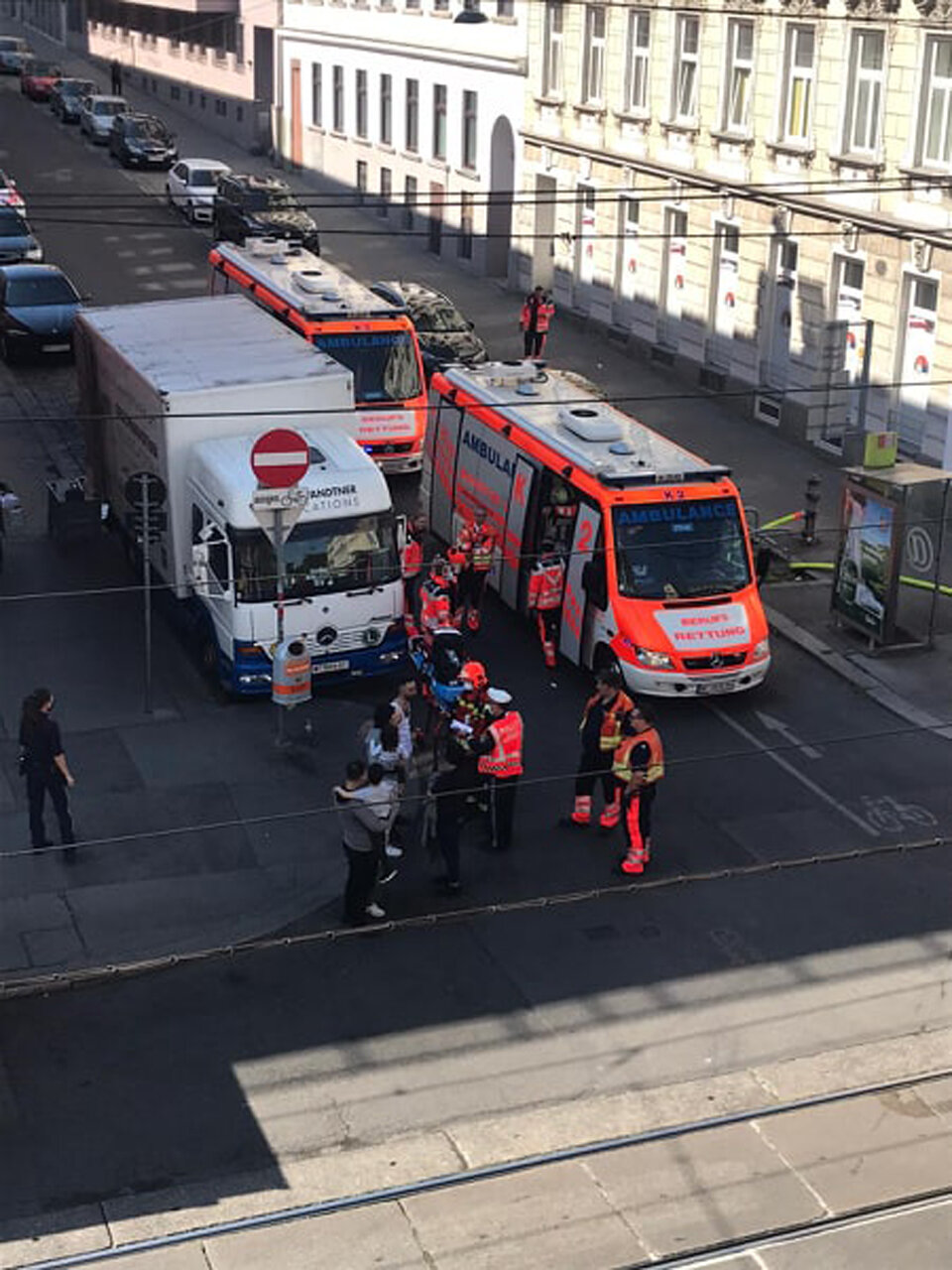 Großeinsatz bei Zimmerbrand im 16. Wiener Gemeindebezirk