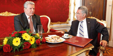 Kurzbesuch: Gauck trifft Fischer