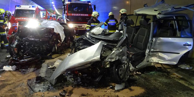 Zwei Tote bei Horror-Crash im Gleinalmtunnel