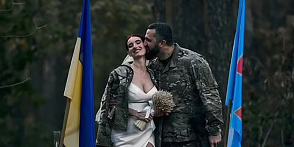 Die Jeanne d'Arc der Ukraine heiratet an der Front