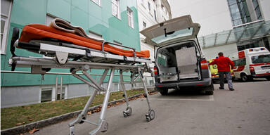 Patienten misshandelt: Vier Pfleger im Grazer LKH suspendiert