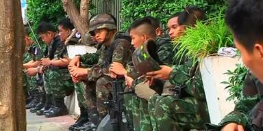 Armee in Thailand verhängt Ausnahmezustand