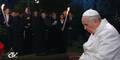 Papst betet Kreuzweg