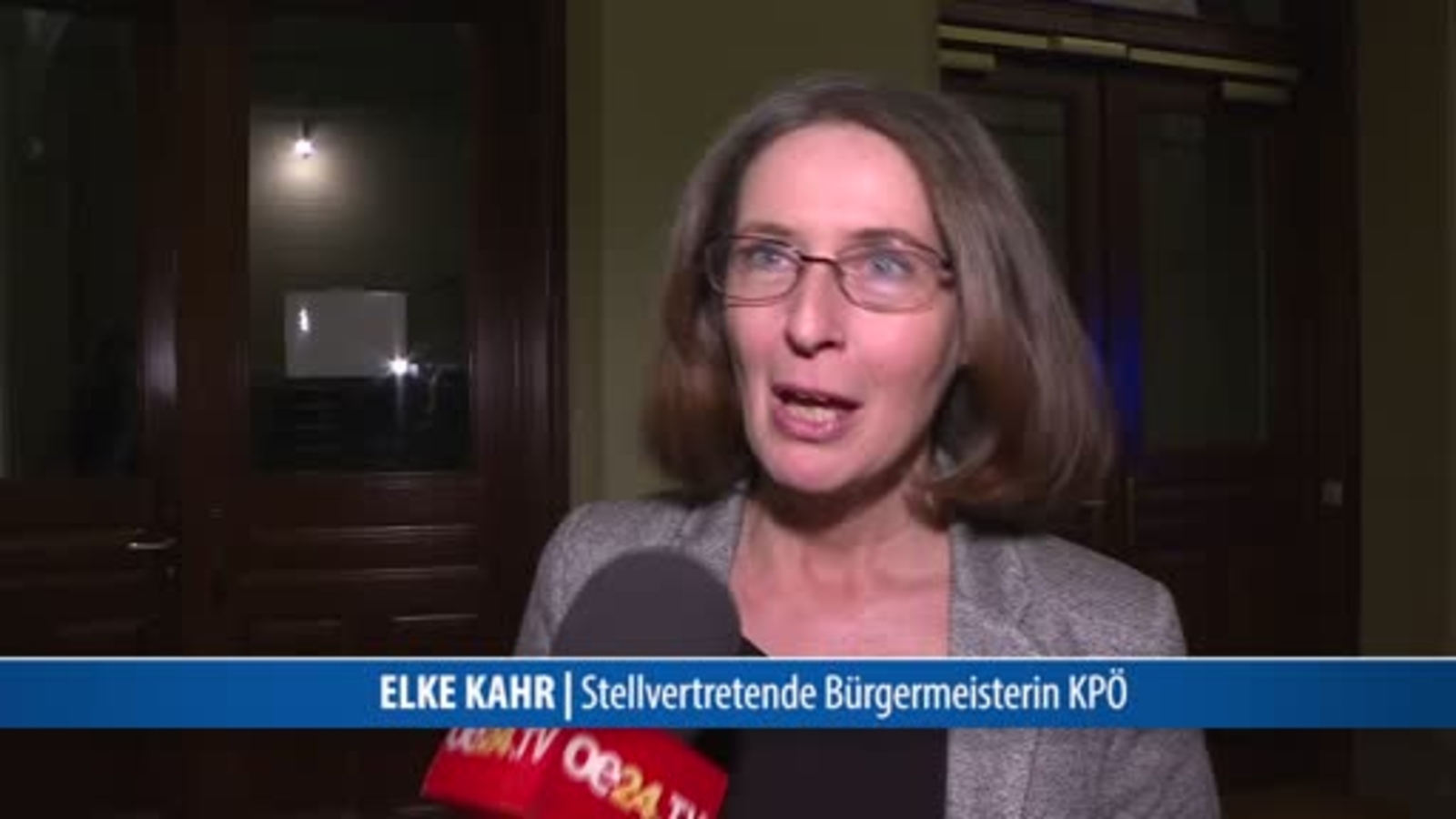 Polls Favor Incumbent Elke Kahr Austrian People Incumbent Mayor Favored in Polls