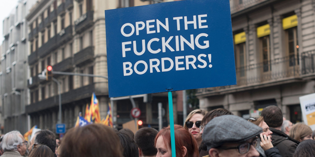 160.000 fordern Aufnahme von Flüchtlingen