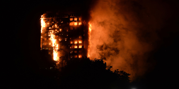 Hochhaus-Brand in London: Zahl der Toten steigt auf 12