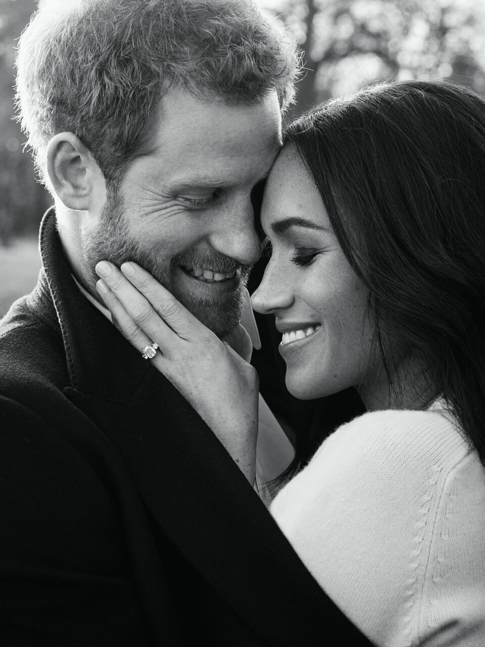 Meghan glitzert in 63.000-Euro-Robe