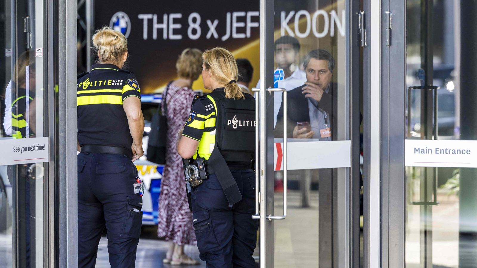 Brutaler Überfall auf Kunstmesse