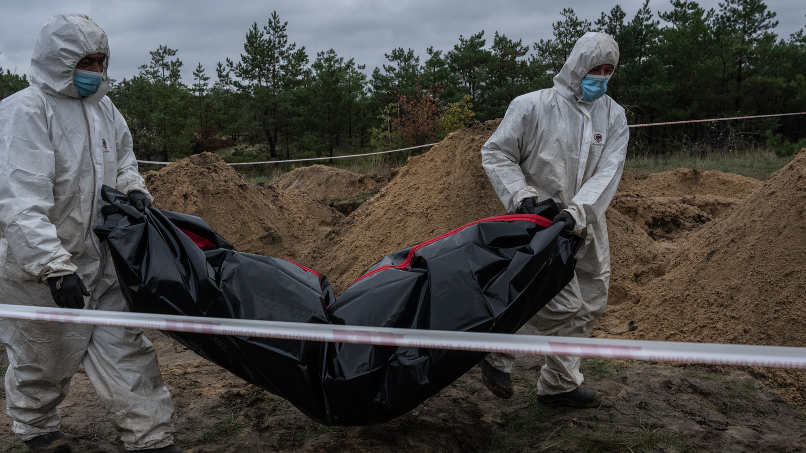 Ukraine Leichen von Zivilisten in zurückeroberten Städten entdeckt