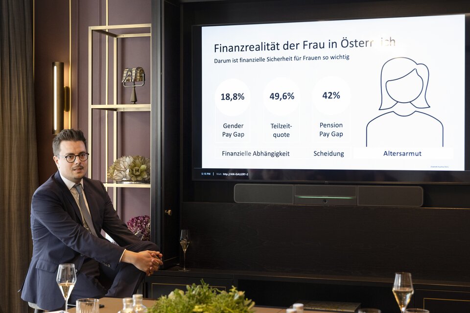 Know-how! Patrick Donnerbauer, Geschäftsführer von DSG Anlageimmobilien, erklärt, warum gerade Frauen ihr Geld anlegen sollten.