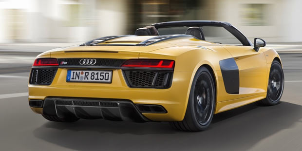 Audi greift mit dem neuen R8 Spyder an