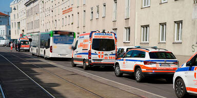 Sechs Verletzte bei Notbremsung von Bus in Wien
