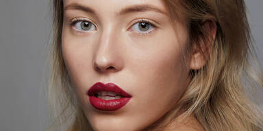 Make Up