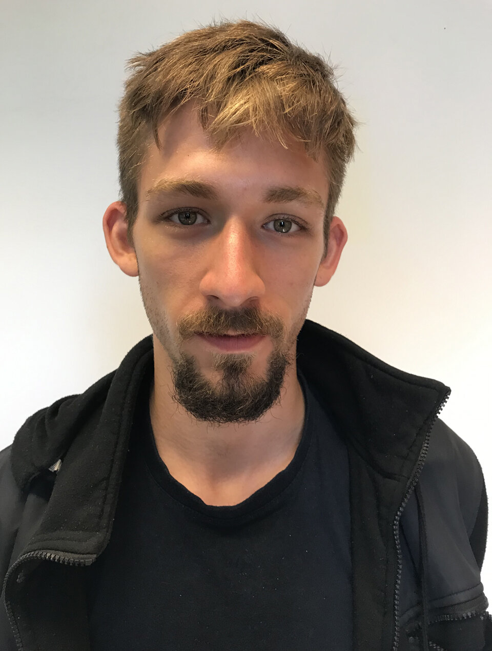 Polizei sucht Opfer sexueller Übergriffe von diesem Mann