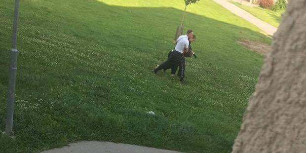 Messer-Attacke: Video zeigt dramatische Szenen