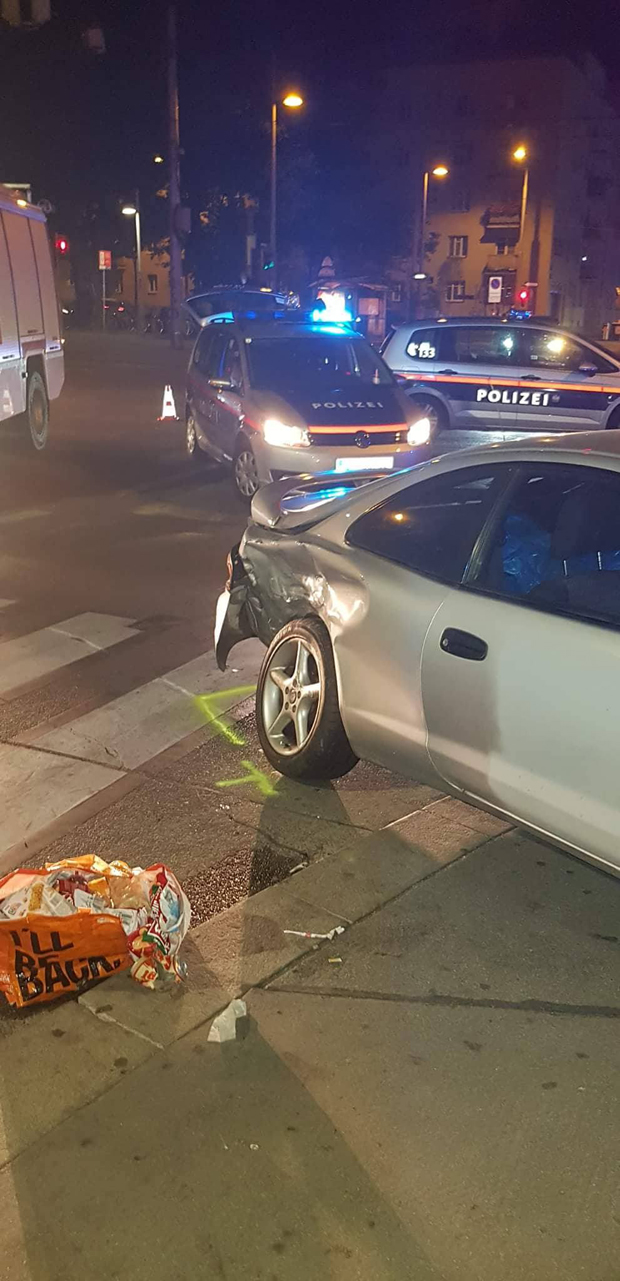 Spektakulärer Crash mitten in Wien