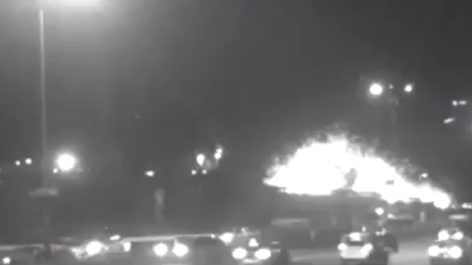 VIDEO zeigt Moment der Detonation oe24.at