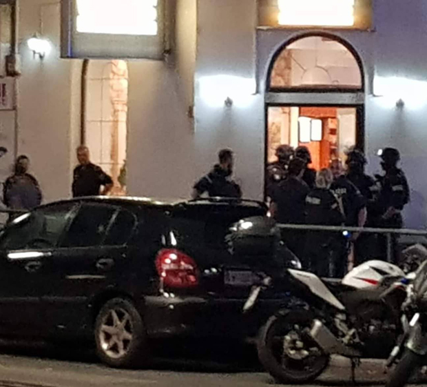 Mord-Alarm in Wien: Frau in Wohnung erstochen