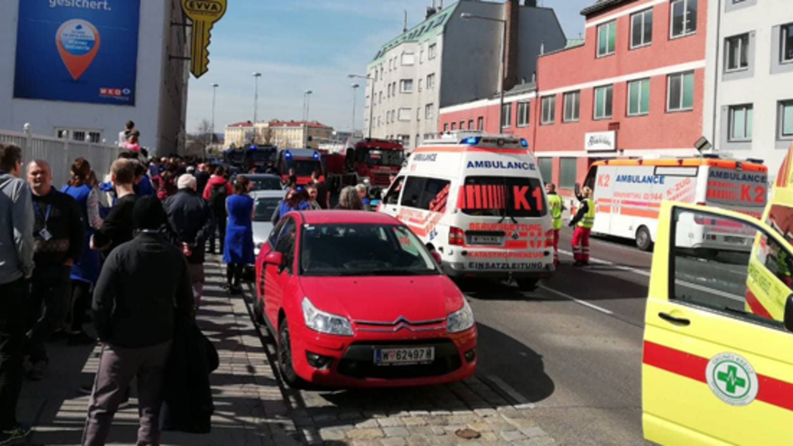 SchadstoffAlarm Firma in Wien evakuiert oe24.at