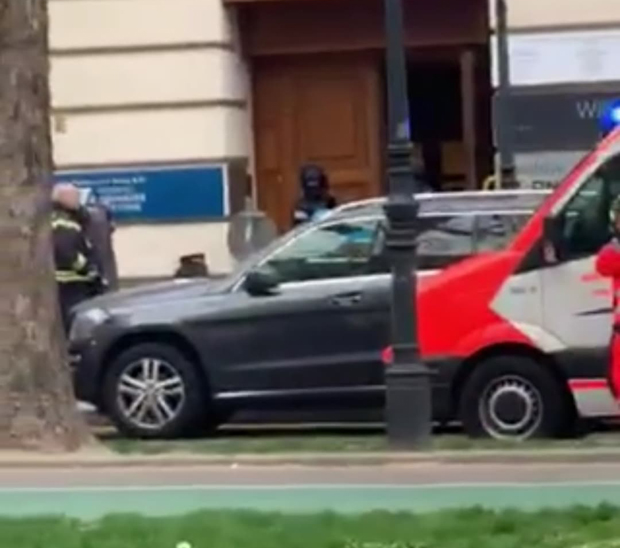 Verwirrter Einbrecher löste Groß-Einsatz am Ring aus