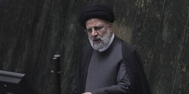 Vorlage des Hauhaltsentwurfs im Iran