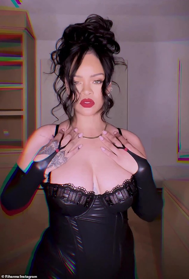 Rihanna Savage x Fenty