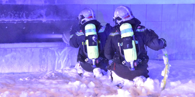Fünf Verletzte nach Kellerbrand in Wien-Simmering