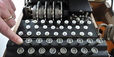 Enigma-Codierer für 70.000 Euro versteigert
