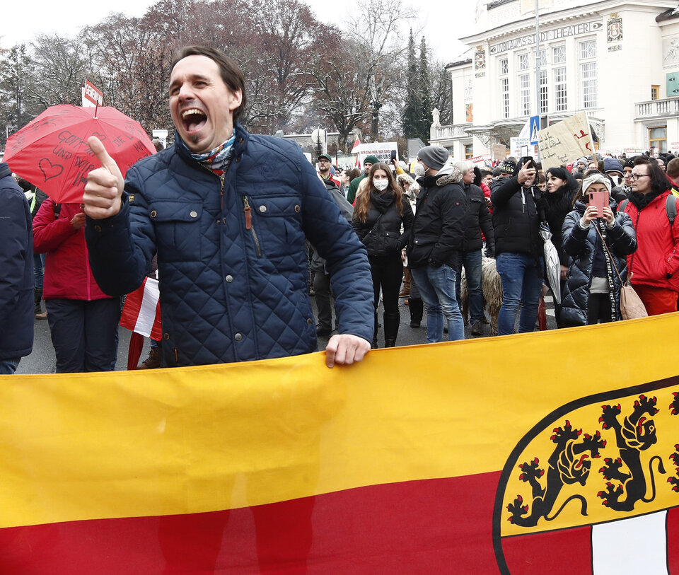 Ex-Mandatar Martin Rutter bei einer Demonstration gegen die Corona-Maßnahmen in Kärnten.