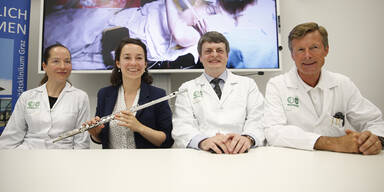 Patientin gab bei eigener Gehirn-OP Flötenkonzert