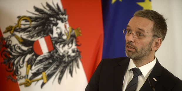 Gewaltschutz: Regierung verschärft Strafen und will Opfer schützen