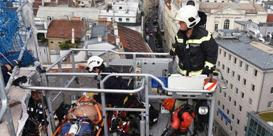 Notfall auf Dach der Wiener Roßauer Kaserne