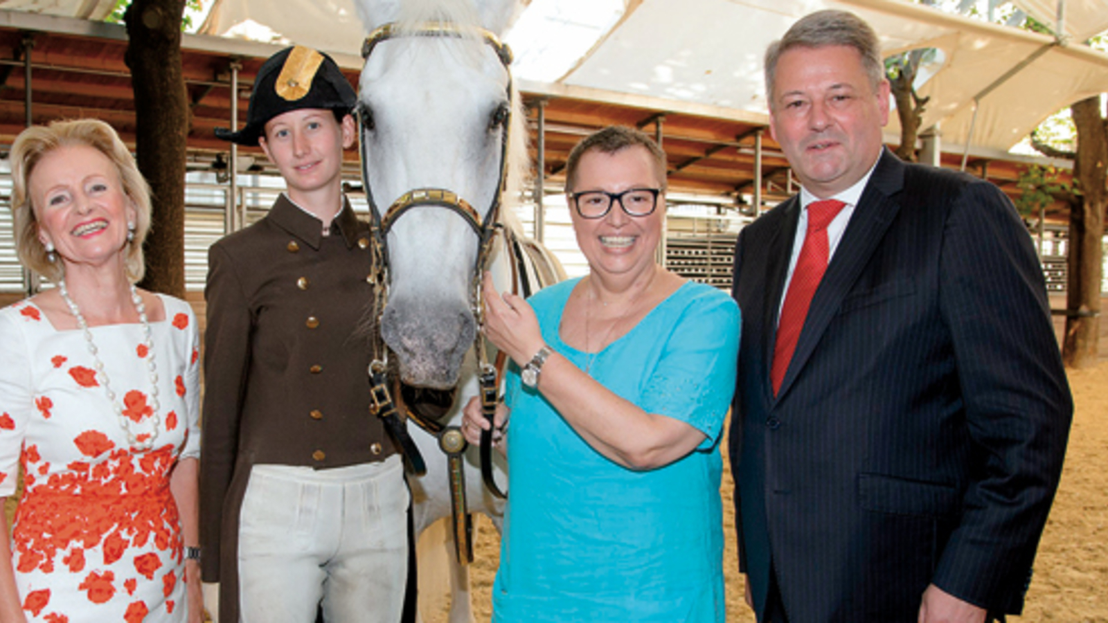 Stilles Comeback der Frau Minister