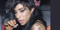 Amy Winehouse mit Joint