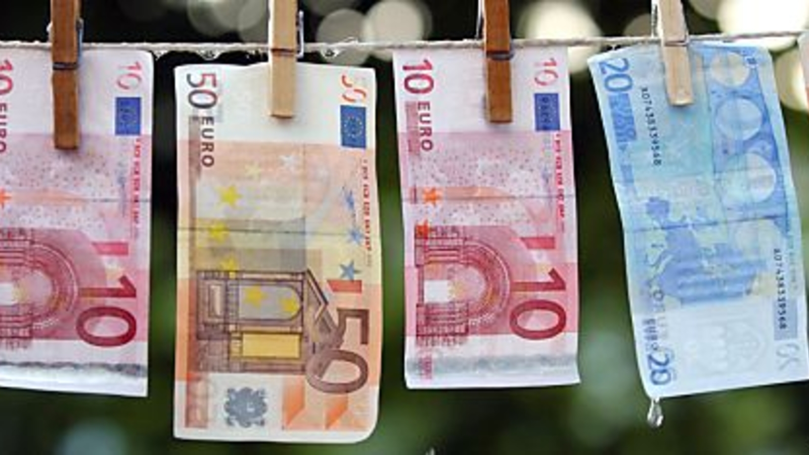 Österreicher bunkern Schwarzgeld in der Schweiz