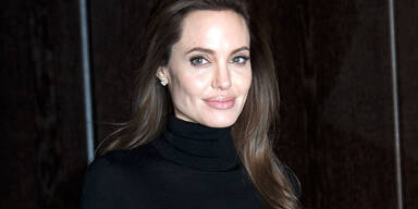 Angelina Jolie Guerlain