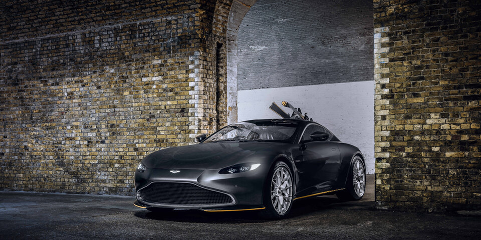 Aston Martin Vantage und DBS als
