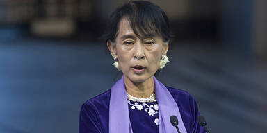 Aung San Suu Kyi  zu vier Jahren Haft verurteilt