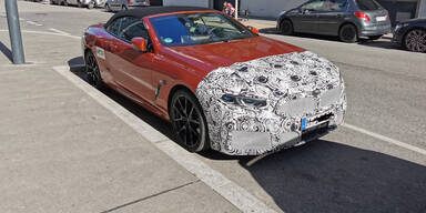 Getarnten BMW-8er-Prototyp in Wien erwischt