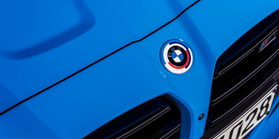BMW bringt legendäres Logo zurück