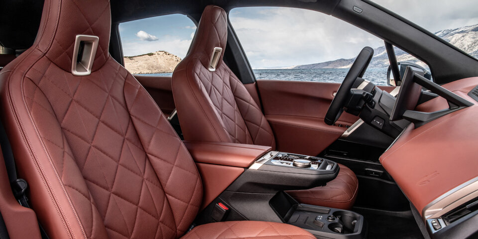 Neuer BMW iX ab sofort bestellbar