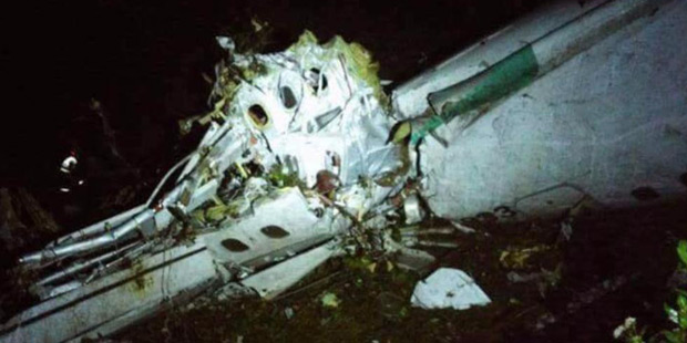 Sechs Überlebende bei Flugzeugabsturz mit brasilianischem Team