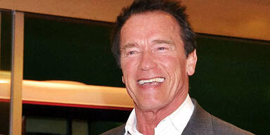 Arnie liebt seine fesche Masseurin