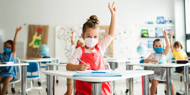 Corona-Infektionen bei Kindern steigen stark | Alarm in Frankreich