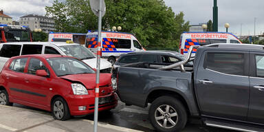 Sieben Verletzte bei Massen-Crash in Wien