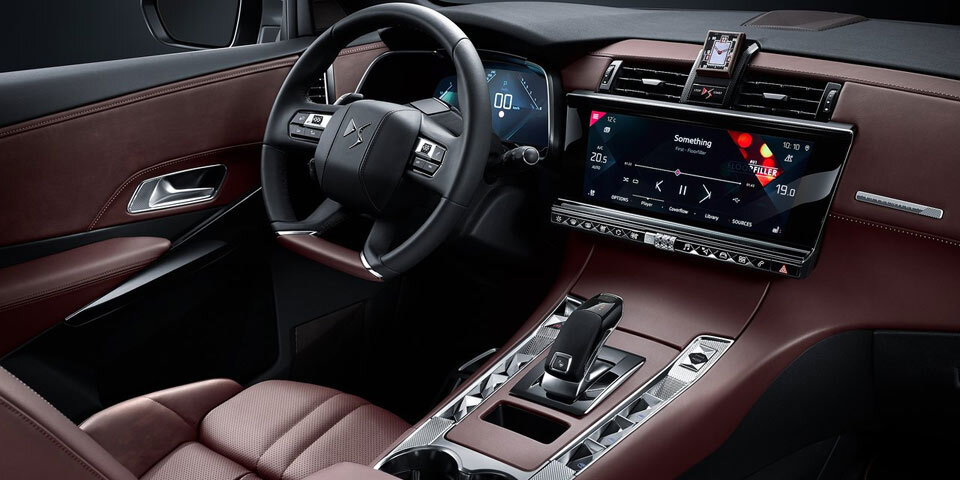 DS7 Crossback greift Q3, X1 und GLA an